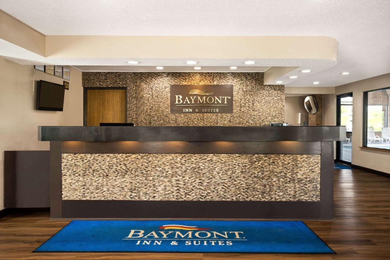 Baymont By Wyndham Warrenton Hotel Exterior foto